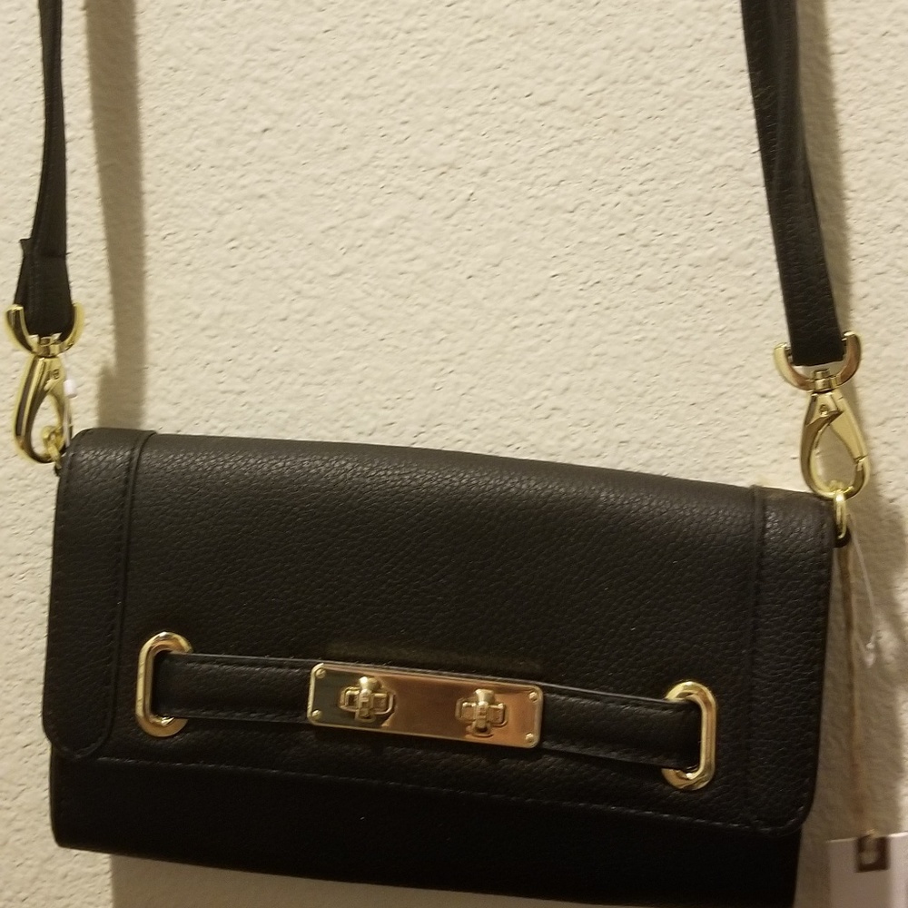 Black purse
